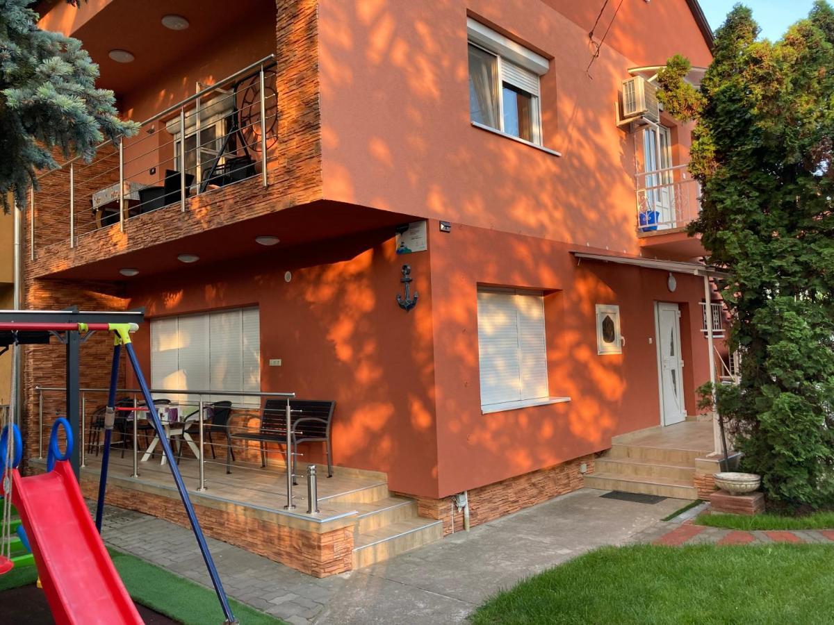 Апартаменты Balaton Vendeghaz Шиофок Экстерьер фото