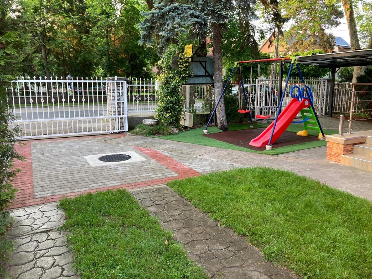 Апартаменты Balaton Vendeghaz Шиофок Экстерьер фото