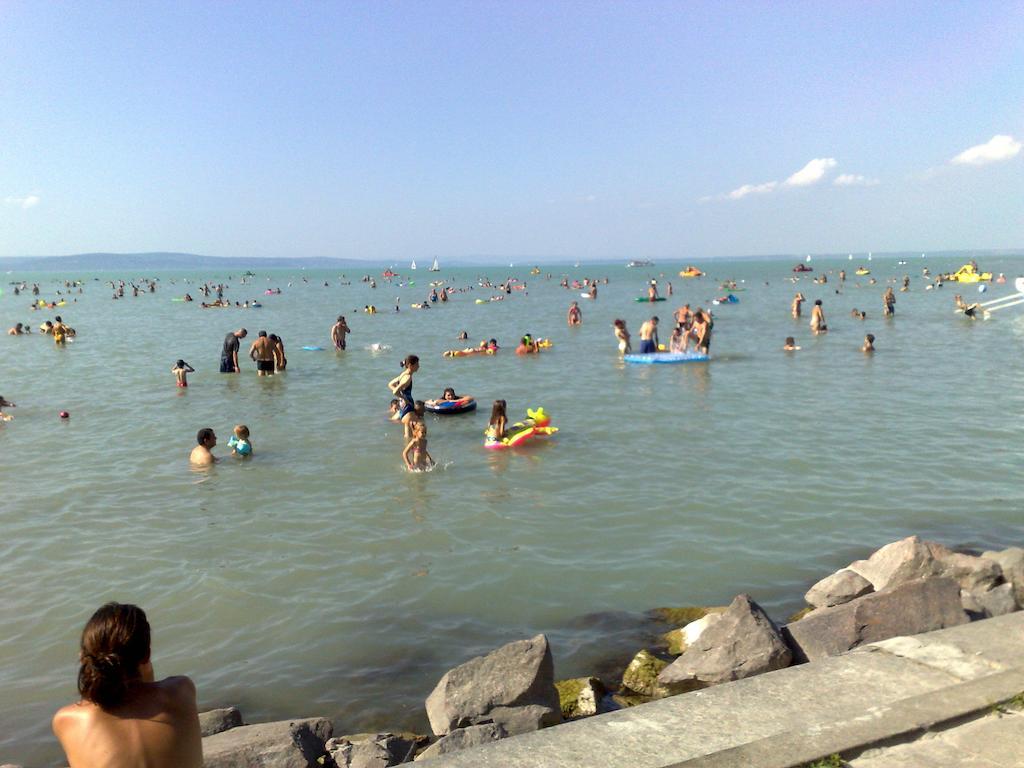 Апартаменты Balaton Vendeghaz Шиофок Экстерьер фото